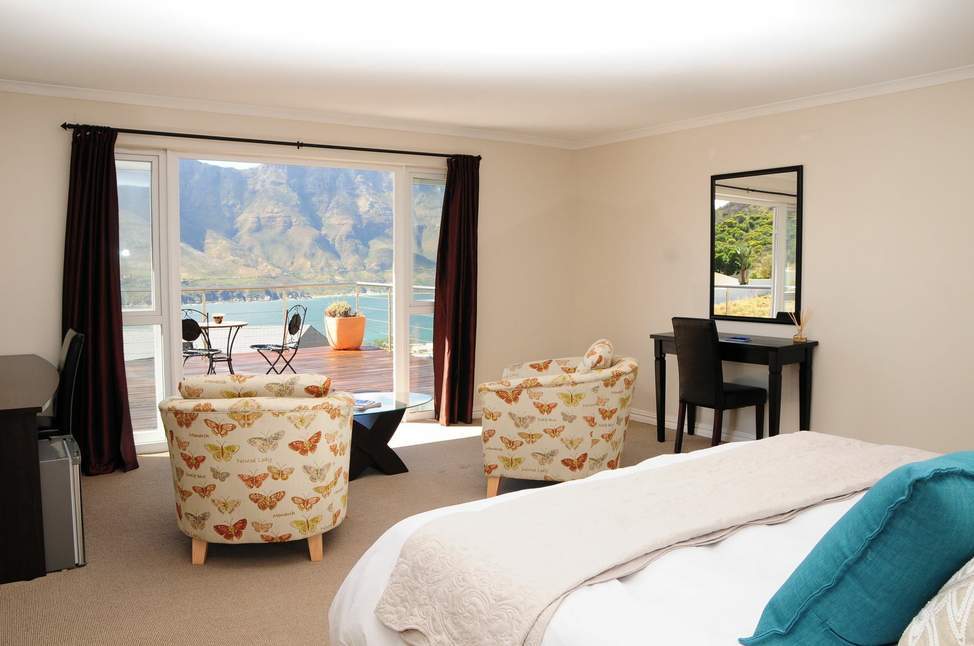 Отель Hout Bay Breeze Экстерьер фото